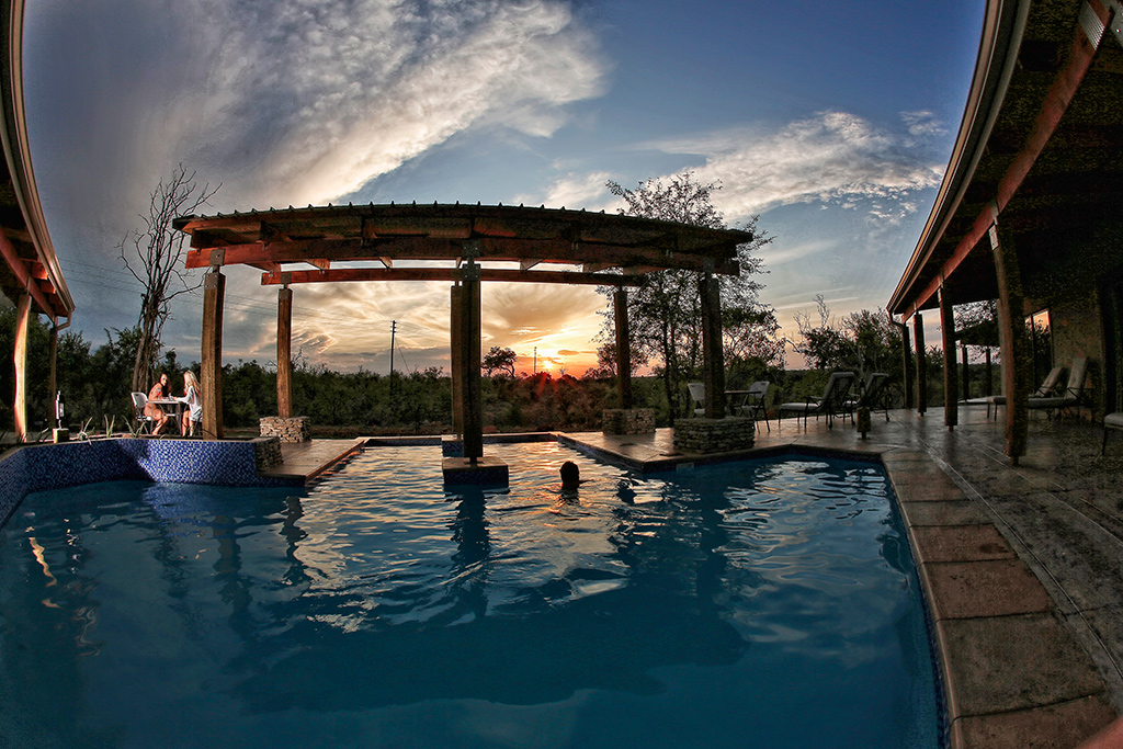 Pool looking into Kruger